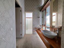 Ocean Drive (D4), Detached #480842271